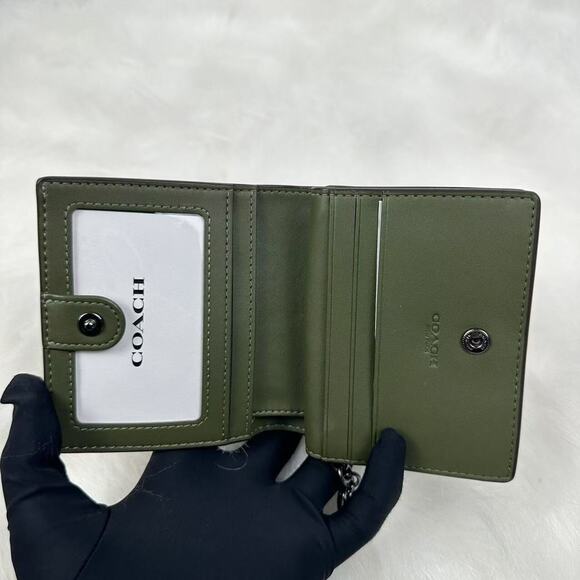Coach Snap Wallet In Leather/Silver/Light Olive C2862 NWT - Picture 3 of 4